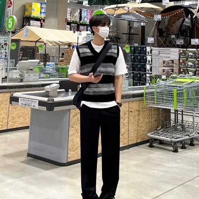 Áo Len Không Tay Cổ Chữ V Thời Trang Hàn Quốc Cho Nam