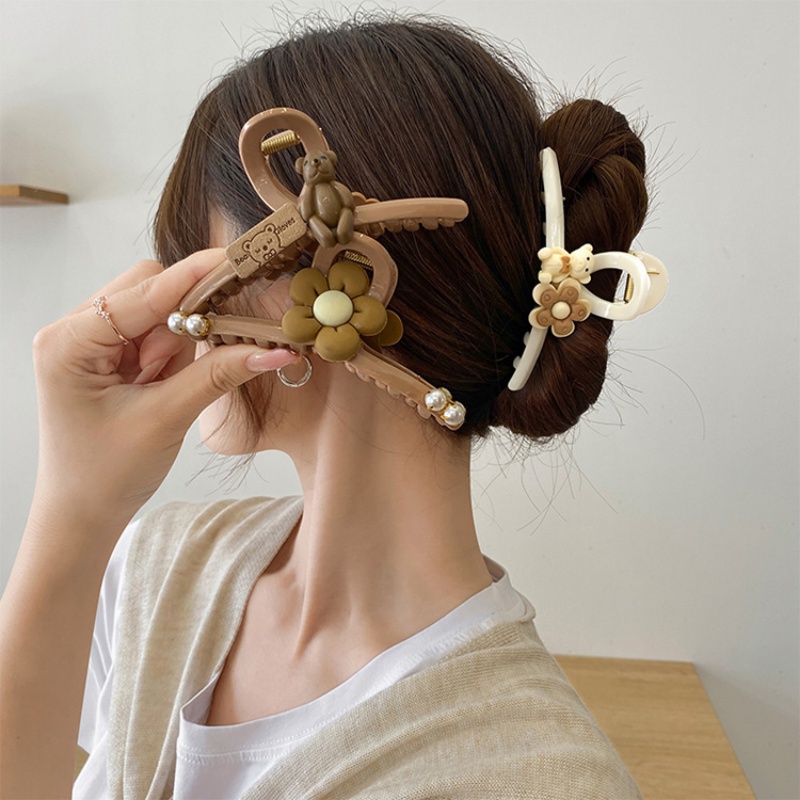 1 Kẹp Tóc Hình Cá Mập / Gấu Bằng Acrylic Dễ Thương Đa Năng Phong Cách Hàn Quốc