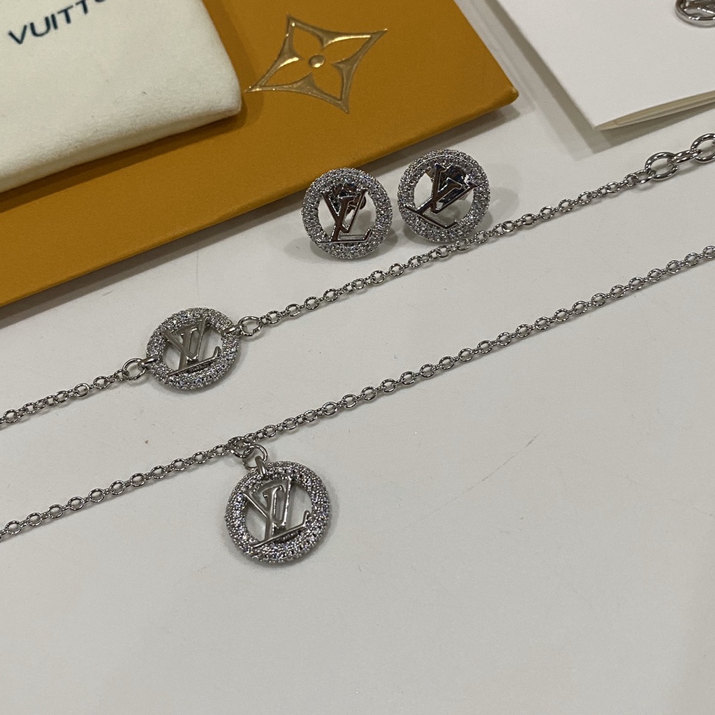 Bông Tai Bằng Thép Titan Hình Chữ lv Thời Trang Cho Nữ