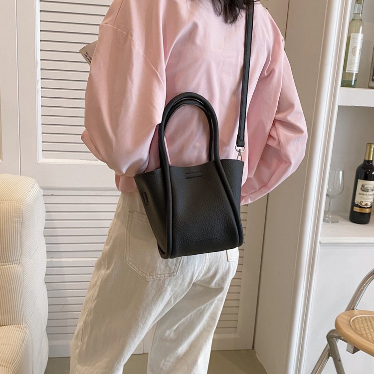 Túi Xách Đeo Vai Phong Cách Hàn Quốc Đơn Giản Cho Nữ