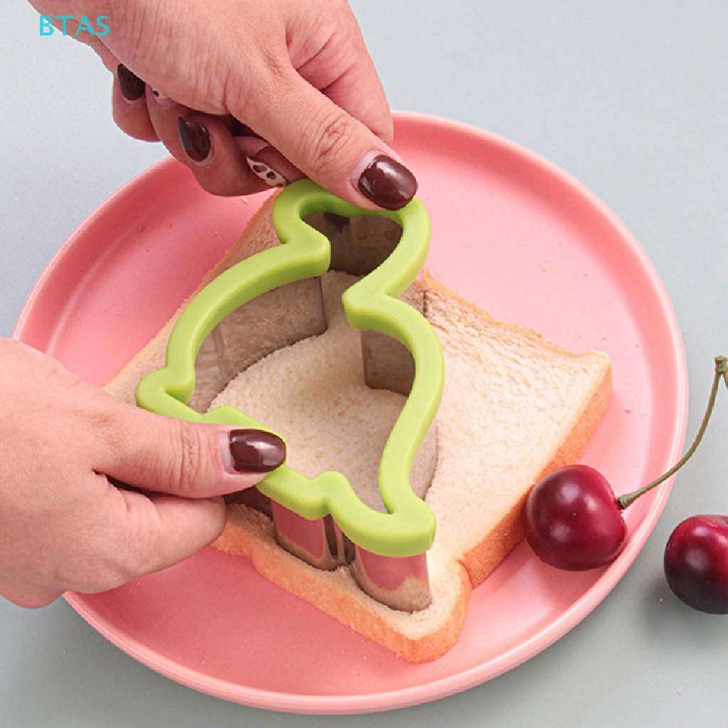 Khuôn Cắt Bánh Mì Sandwich Bằng Nhựa Và Thép Không Gỉ Hình Động Vật Hoạt Hình