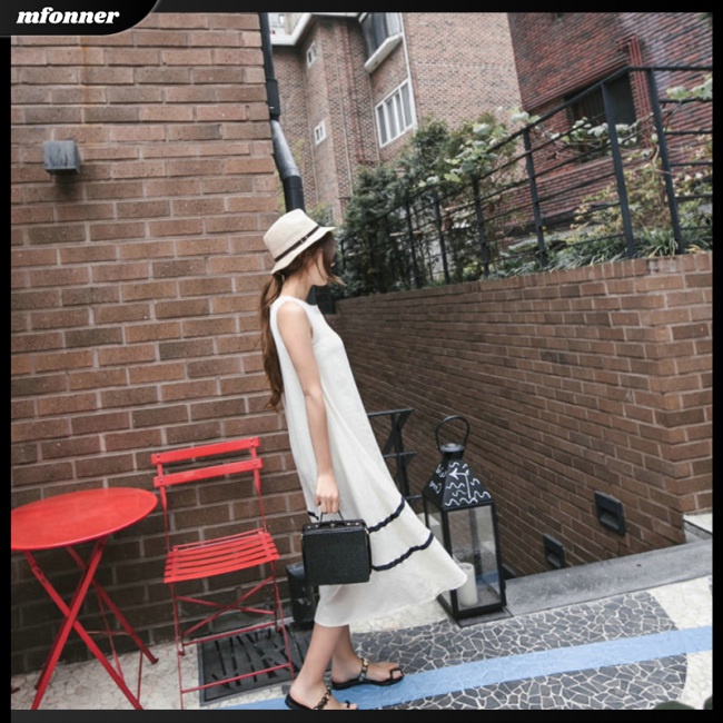 Đầm Sát Nách Dáng Rộng Vải Lụa Sữa In Họa Tiết Kẻ Sọc Cá Tính Cho Nữ