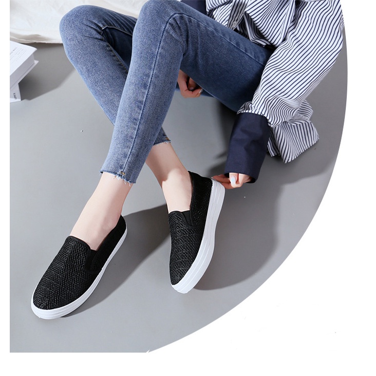 Giày Slip-on Vải Thoáng Khí, Màu Trắng Đen, Giày Nữ Đế Bằng GN37