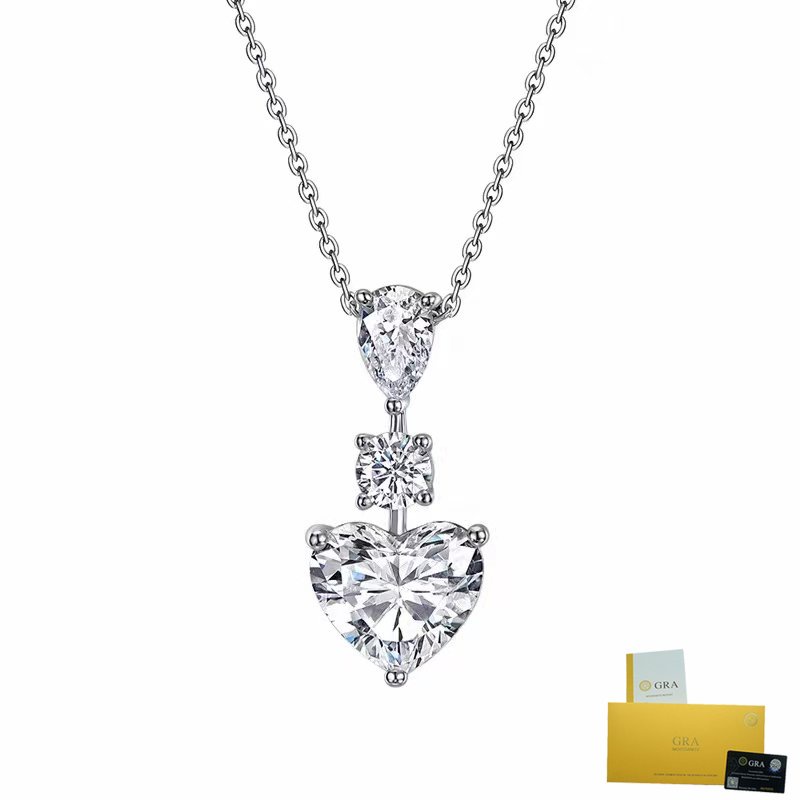 Set Khuyên Tai Hình Trái Tim Pt950 Đính Đá Moissanite Lãng Mạn