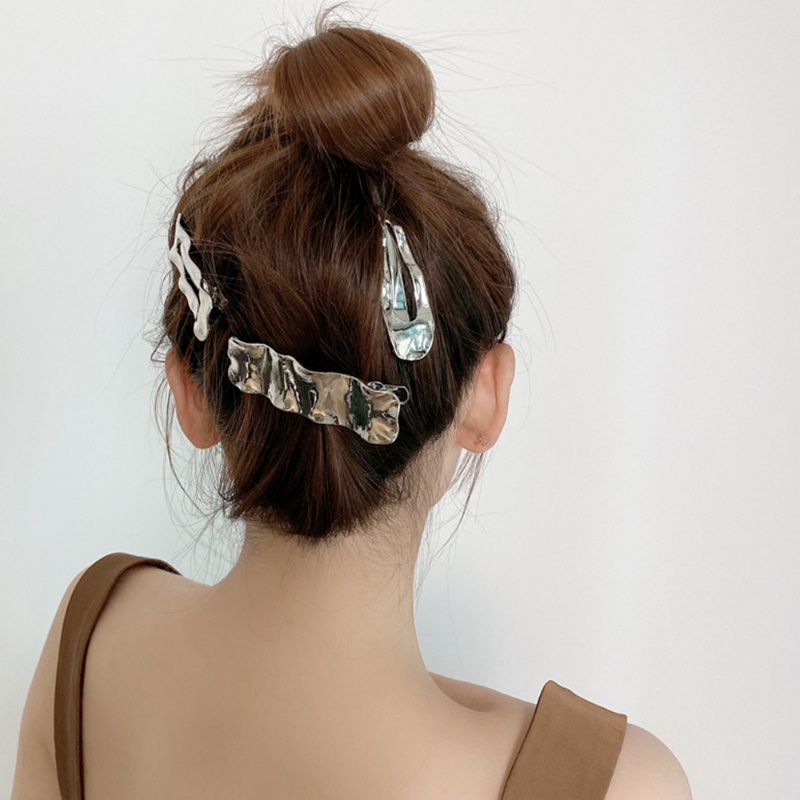 [Đặc trưng]  Kẹp Tóc Mái Lượn Sóng Bằng Kim Loại Màu Bạc Phong Cách Ins Hàn Quốc Cho Nữ