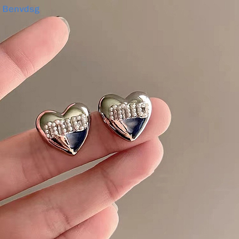 Khuyên Tai Kim Loại Tráng Men Hình Trái Tim Khắc Chữ Benvdsg &gt; Cho Nữ