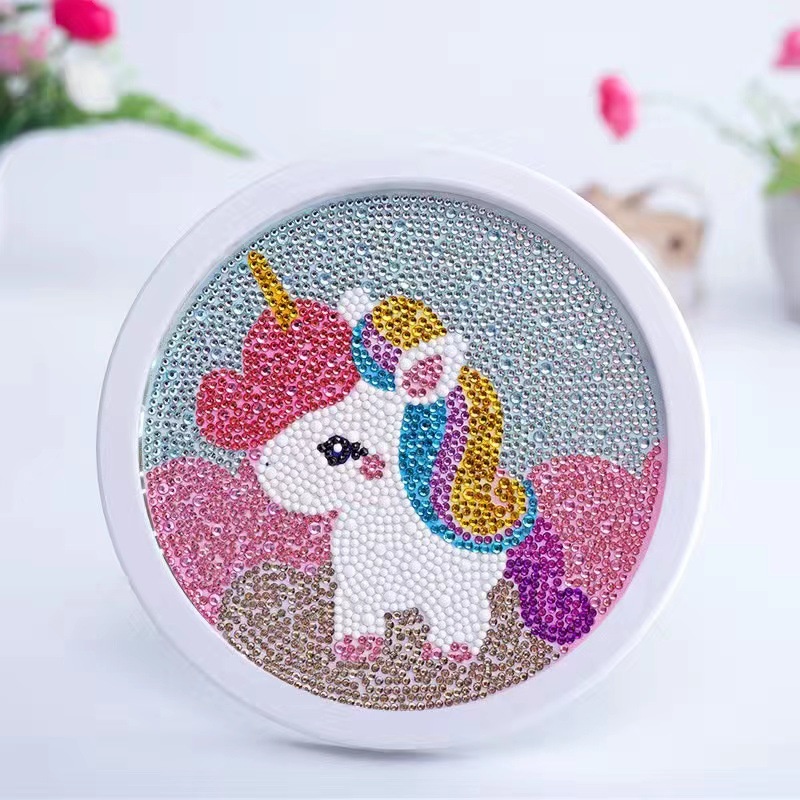 Khung Tranh Đính Đá Tự Làm Họa Tiết Hoạt Hình Dễ Thương Cho Bé