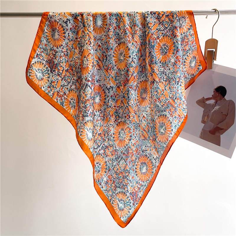 Khăn Choàng Cổ Hình Vuông Cỡ Lớn 70X70Cm In Họa Tiết Hoa Phong Cách Cổ Điển Sang Trọng Thời Trang Cho Nữ