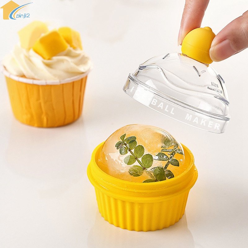 Khuôn Làm Đá Bi Tròn 6.7cm Xinh Xắn