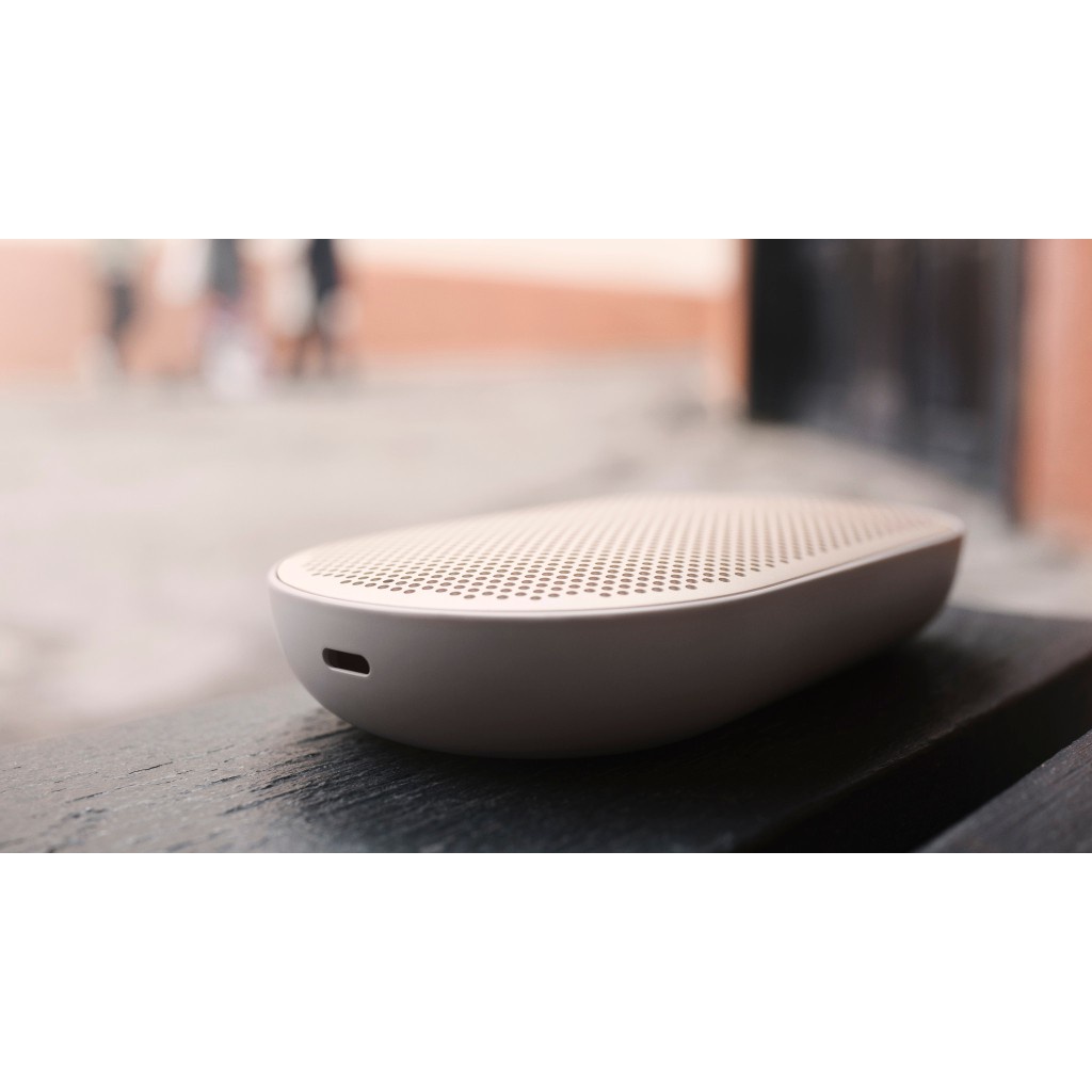 Loa bluetooth B&O BeoPlay P2 Home
