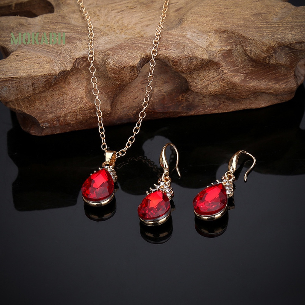 Bộ Vòng cổ + Bông Tai HìNh GiọT NướC ĐíNh Đá Vintage