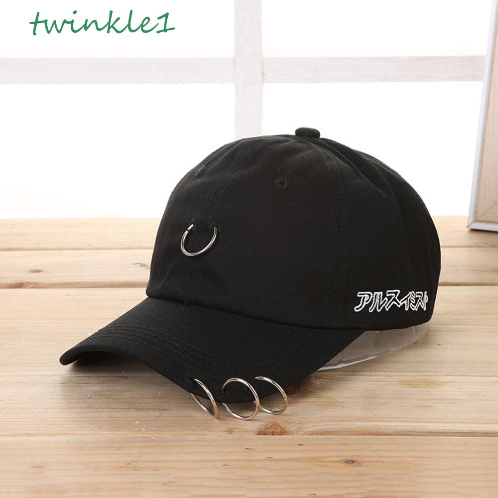 Mũ Lưỡi Trai Đính Khoen Tròn Thời Trang Cá Tính