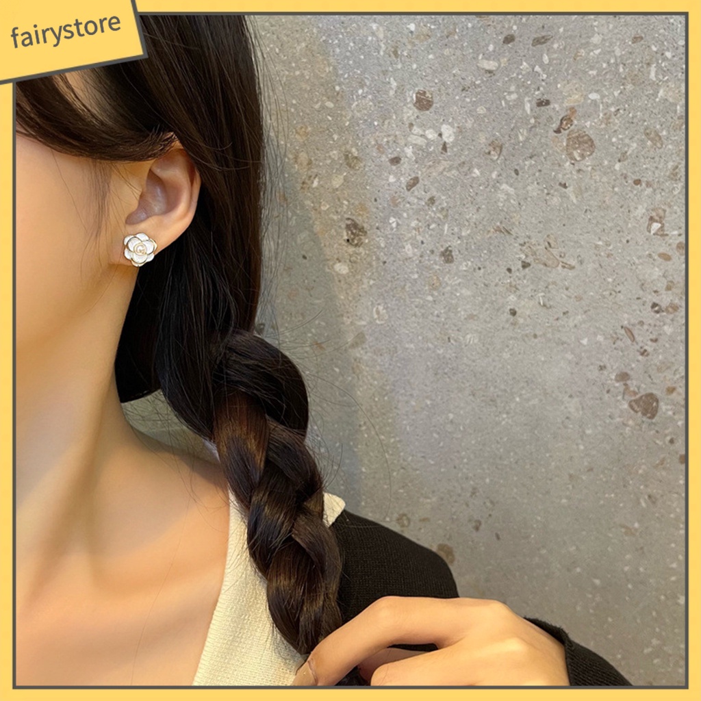 1 Đôi Bông Tai Hình Hoa Trà Đính Ngọc Trai Giả Phong Cách Hàn Quốc Dành Cho Nữ