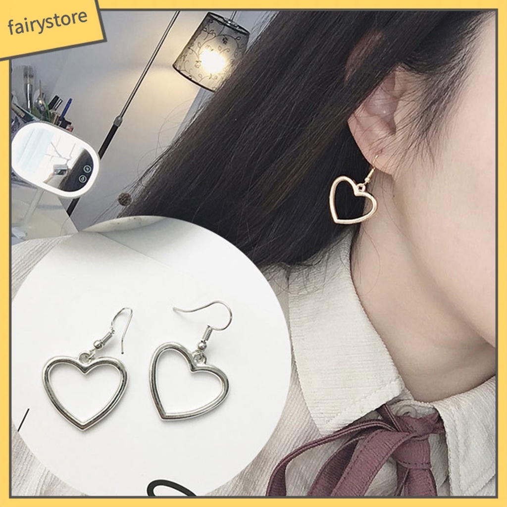 1 Đôi Bông Tai Hình Trái Tim Rỗng Thời Trang Dành Cho Nữ
