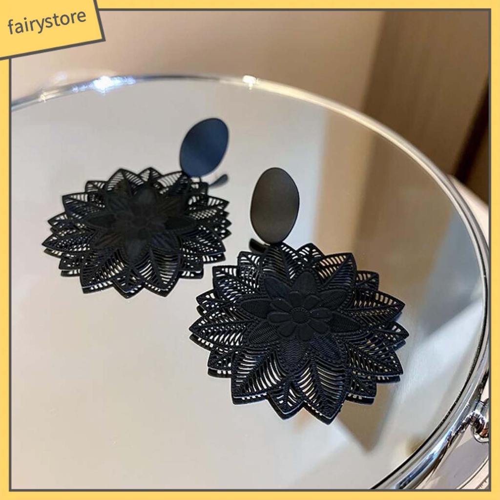 1 Đôi Bông Tai Hình Hoa Rỗng Phong Cách Vintage Dành Cho Nữ