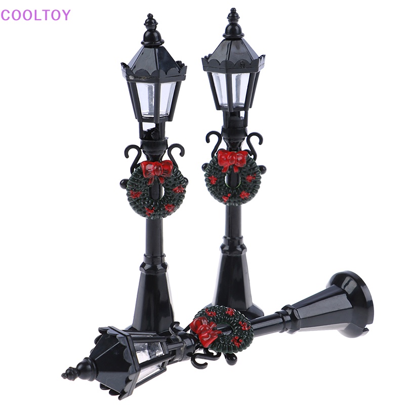 Mô Hình Đèn Đường 1 / 12 Dùng Trang Trí Nhà Búp Bê