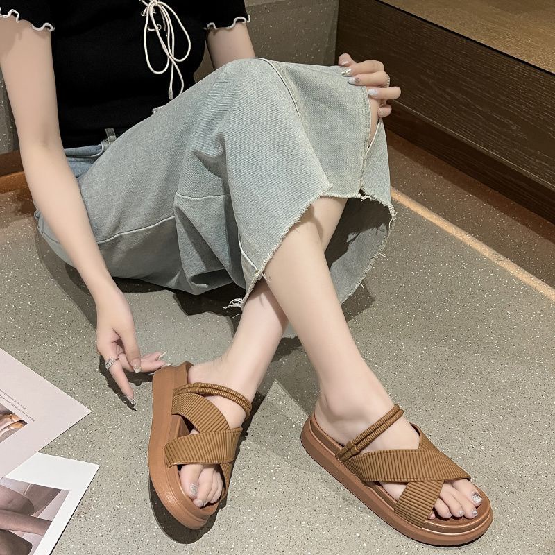 Dép Sandal Đế Mềm Chống Trượt Thời Trang Đi Biển Mùa Hè Dễ Phối Đồ Dành Cho Nữ