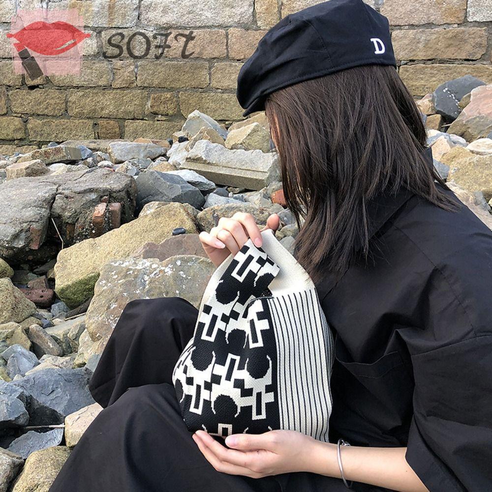 Túi Đeo Vai Mini Bằng Len Dệt Kim Có Dây Thắt Nút Dành Cho Nữ