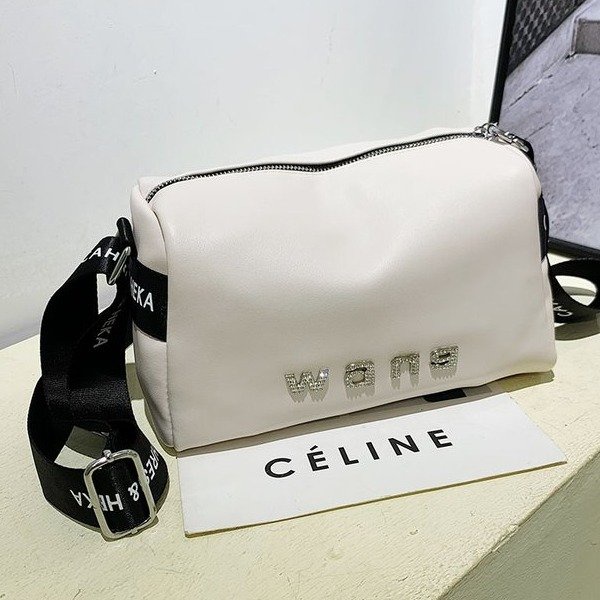 Túi Đeo Vai Thời Trang Dễ Phối Đồ Cho Nữ