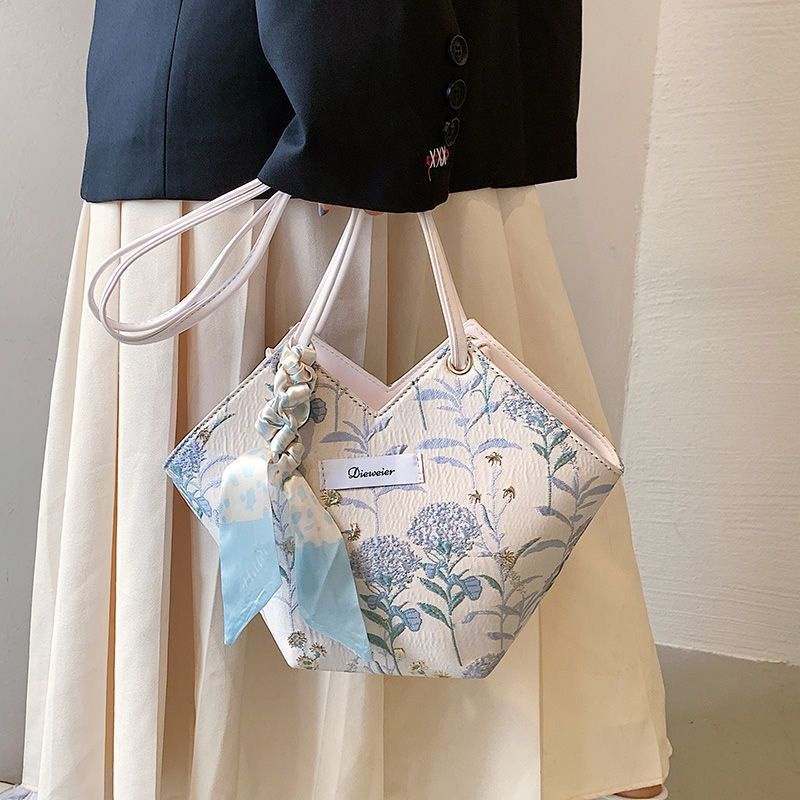 Túi tote Đeo Chéo Thời Trang Năm 2023 Cho Nữ