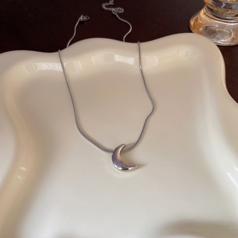 Vòng cổ Hình Mặt Trăng Màu Bạc Đơn Giản Thời Trang Cho Nữ
