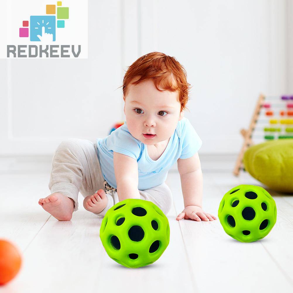 Đồ Chơi Bóng Lỗ Nhiều Màu Sắc Dễ Thương Cho Bé