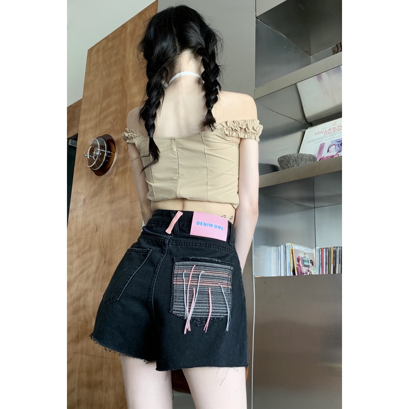 Quần Short Denim Dáng Chữ a Lưng Cao Thêu Họa Tiết Ngọt Ngào