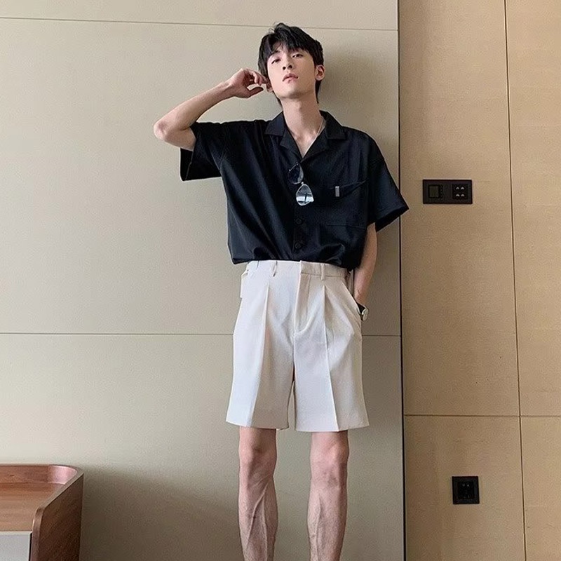 Áo Sơ Mi Ngắn Tay Màu Xanh Dương Nhạt Dáng Rộng Phong Cách Hàn Quốc Thời Trang Cho Nam