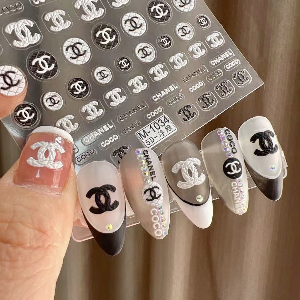 Stickers nổi 5D dán móng, miếng dán móng thương hiệu nổi tiếng