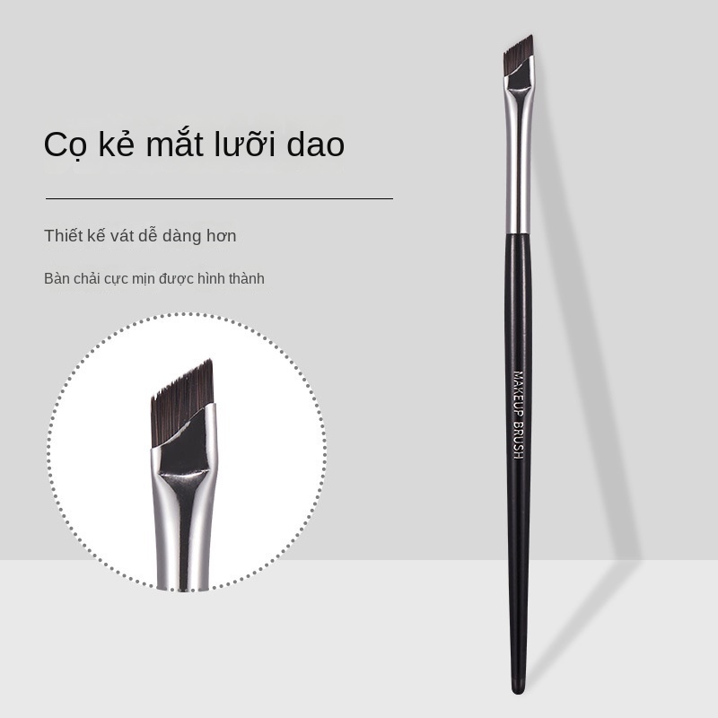 Bút Kẻ Mắt Ngòi Mảnh Kèm Đầu Cọ Bằng Tơ Tằm