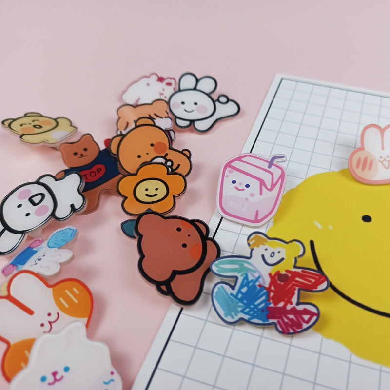 Ghim cài trang trí túi và trang phục bằng acrylic họa tiết hoạt hình xinh xắn -Fashinrandy