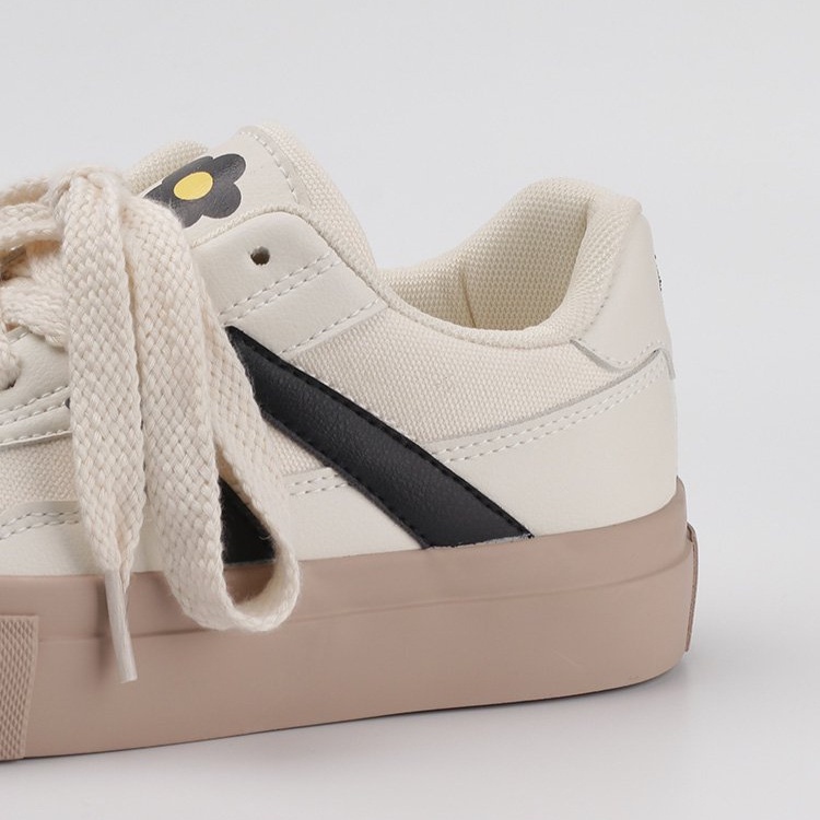 Giày Thể Thao Nữ Đế Bằng Mũi Tròn Thời Trang Năng Động