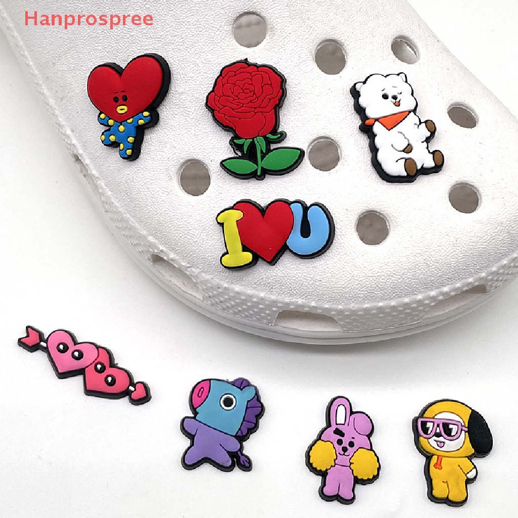 Hanprospree > set 8 Đôi Xăng đan Bằng PVC Hoạt Hình Nổi Tiếng Hàn Quốc Trang Trí Croc JIBZ Dây Đeo Cổ Tay Quà Tặng Cho Trẻ Em well