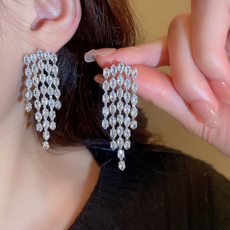 Bông Tai Mạ Bạc 925 Dáng Dài Đính Kim Cương Giả Thời Trang Cho Nữ