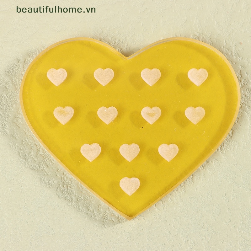 Khay Đựng Lông Mi Giả Bằng Acrylic Hình Trái Tim Độc Đáo