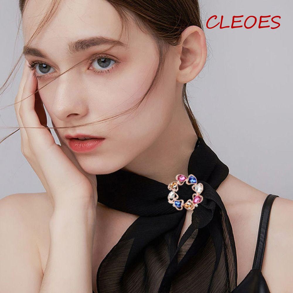 Khóa Khăn Quàng Cổ Hình Tròn Họa Tiết Hoa Nhiều Màu Sang Trọng