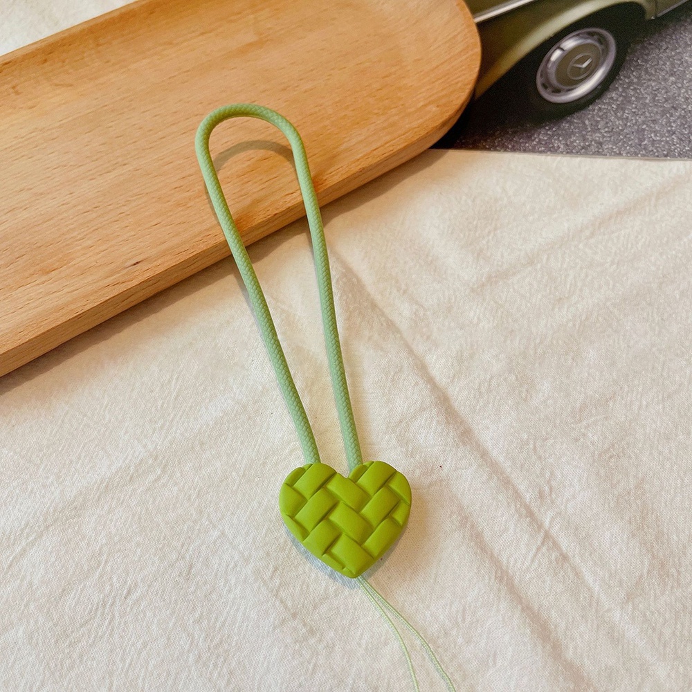 Dây Đeo Điện Thoại Bằng Silicon Họa Tiết Trái Tim Hình Thoi Phong Cách Retro Chống Rơi Tiện Dụng