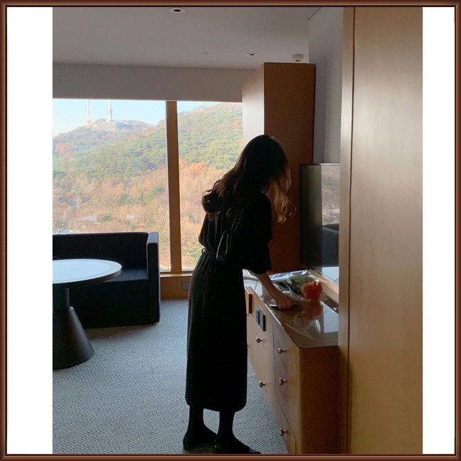 Đầm Dài Tay Màu Sắc Thời Trang Retro Dành Cho Nữ