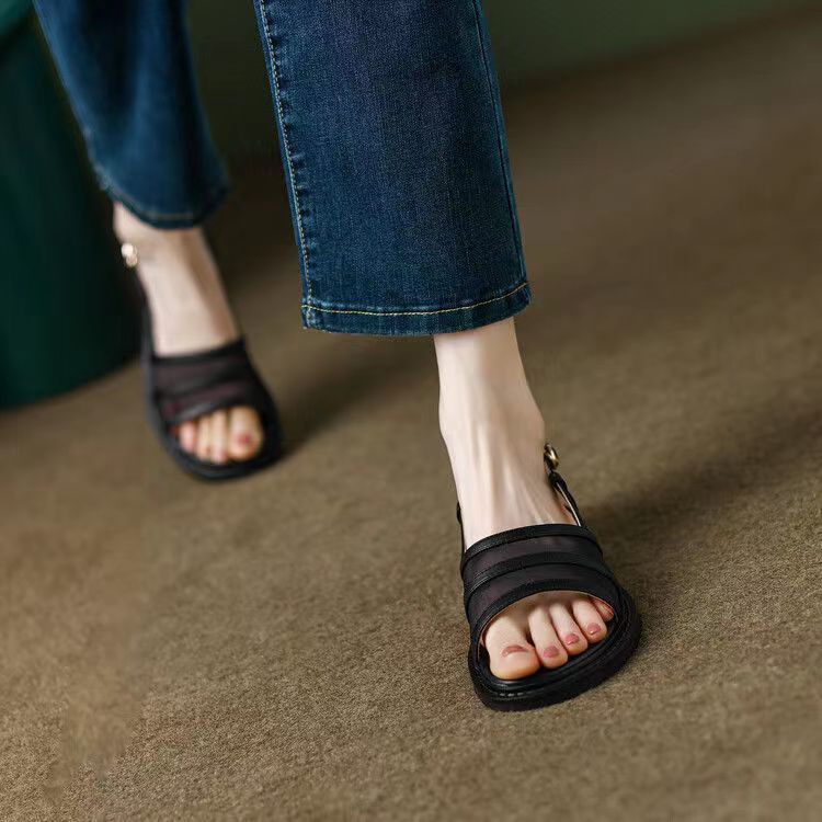 Sandal Hở Ngón Đế Mềm Thoáng Khí Phong Cách Retro Thời Trang Mùa Hè 2023 Cho Nữ