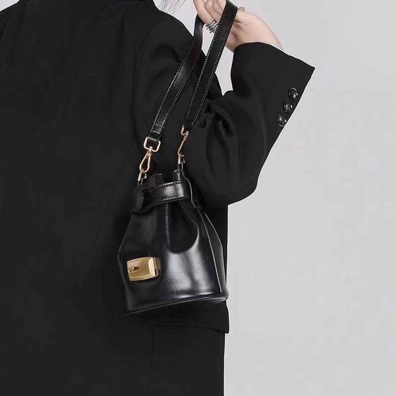 Túi Đeo Chéo Vai Thời Trang Cao Cấp Dành Cho Nữ