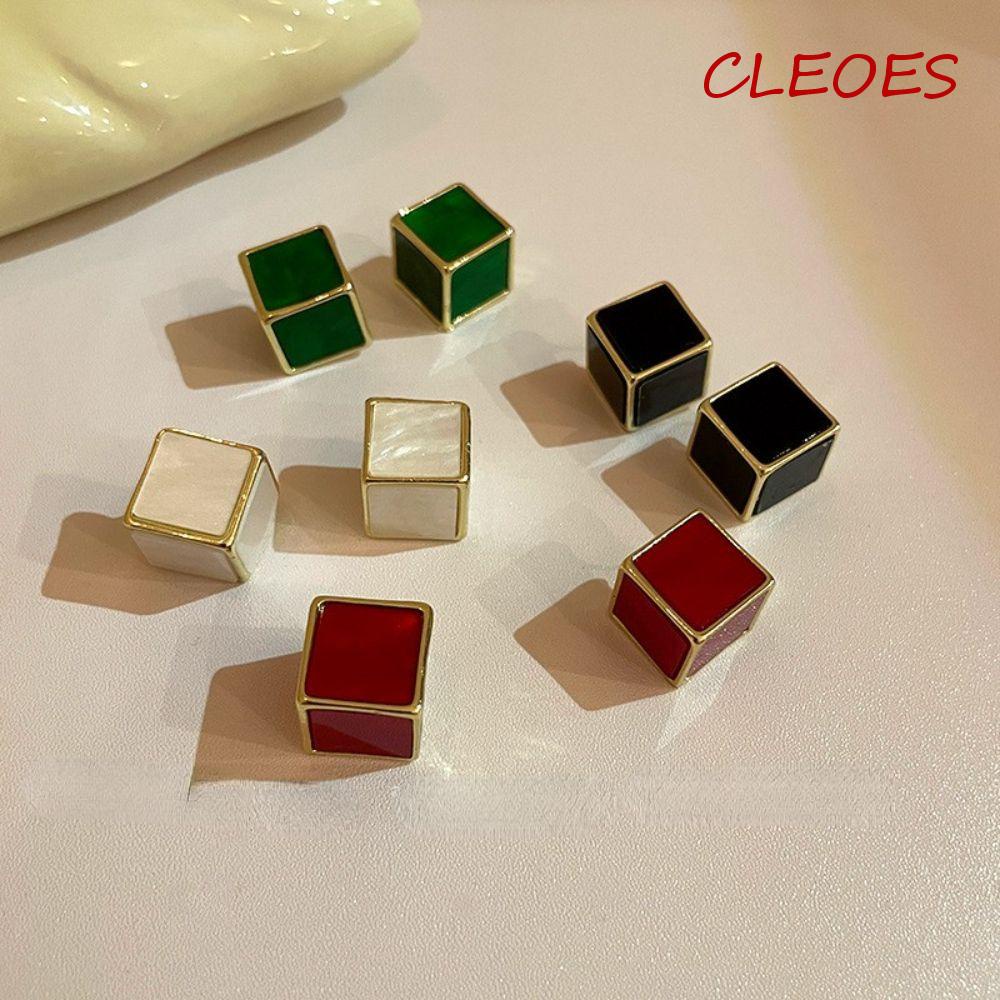 Khuyên Tai Nữ Hình Vuông Thời Trang Cổ Điển