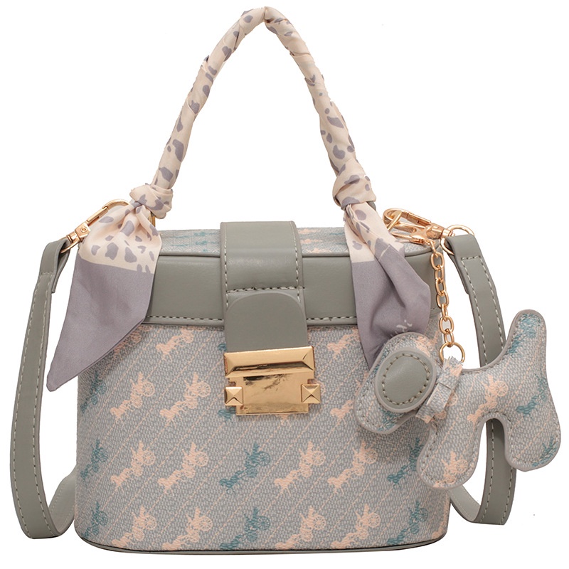 Túi Đeo Chéo Vai Thời Trang 2023 Dễ Phối Đồ Dành Cho Nữ