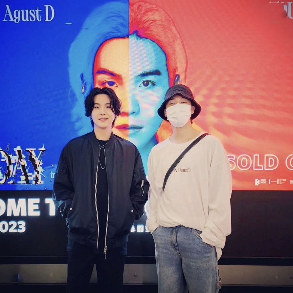 Áo Thun Cotton Tay Dài Dáng Rộng In Chữ JIMIN SUGA Agust D TOUR Dday Merch