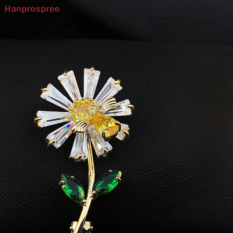 Ghim Cài Áo Hình Hoa Hướng Dương Đính Đá Zircon Màu Hồng Xinh Xắn