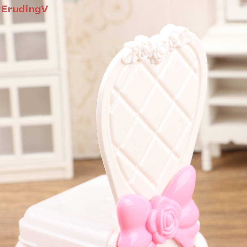 Mô Hình Ghế Thắt Nơ Màu Trắng Tỉ Lệ 1 / 6 Trang Trí Nhà Búp Bê