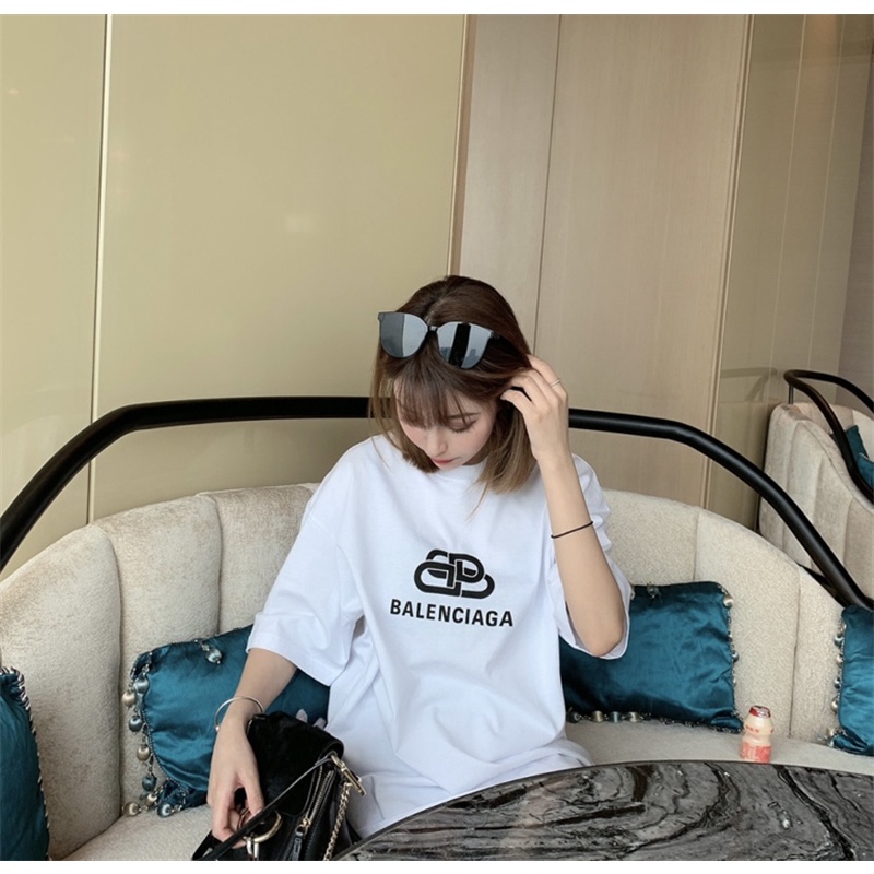 Áo Thun Ngắn Tay Dáng Rộng In Họa Tiết Cổ Điển Cá Tính