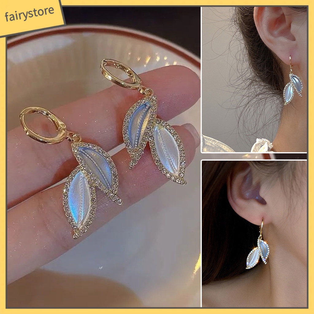 1 Đôi Bông Tai Hình Chiếc Lá Đính Đá Sang Trọng Dành Cho Nữ