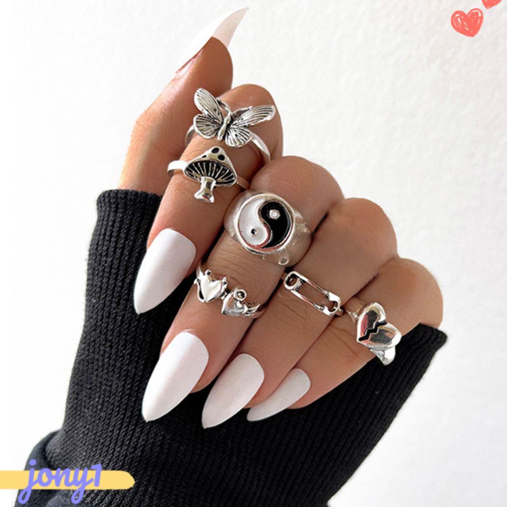 Set 6 Nhẫn Họa Tiết Trái Tim Phong Cách Retro