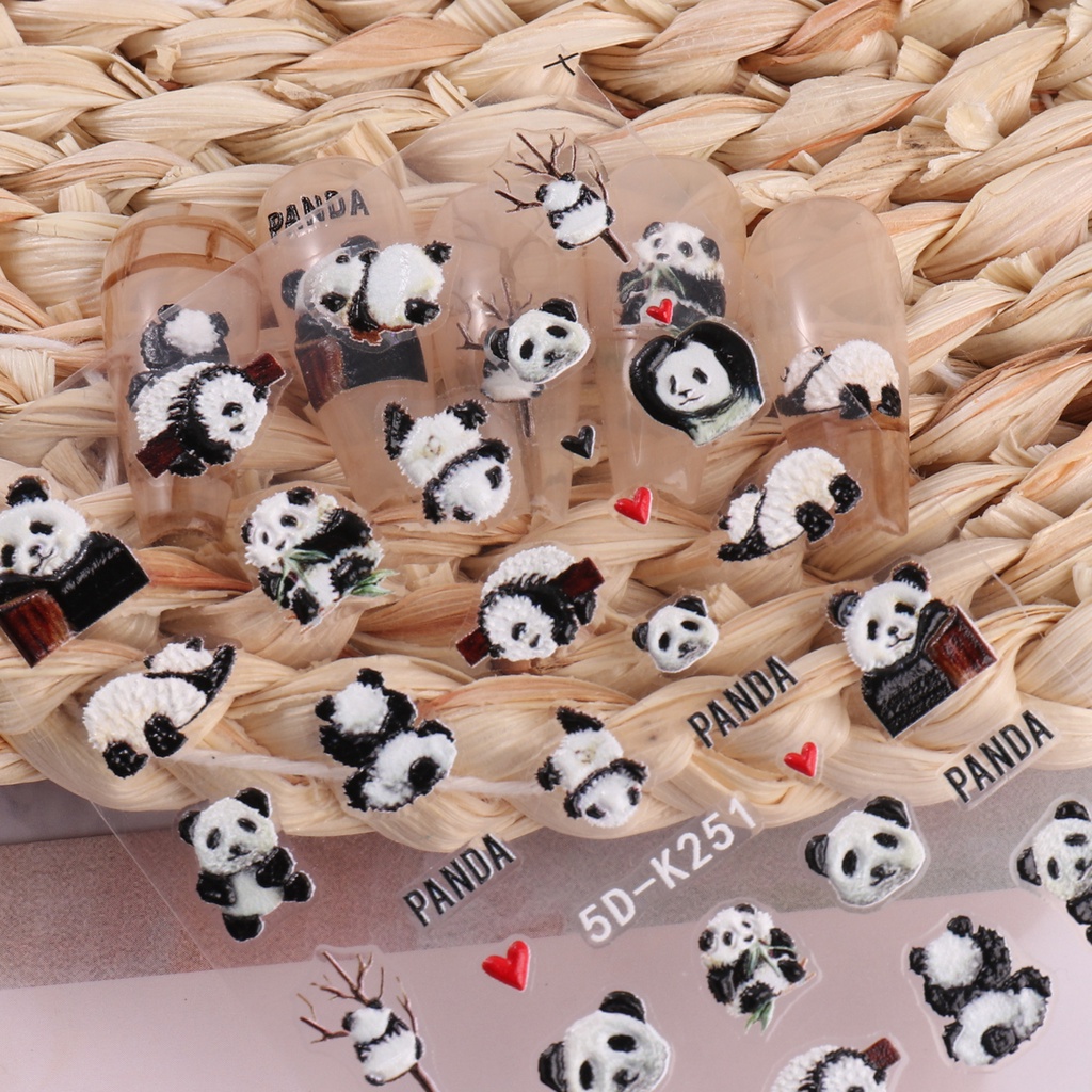 Miếng Dán Trang Trí Móng Tay Họa Tiết Gấu Trúc Hoạt Hình 5D Dễ Thương