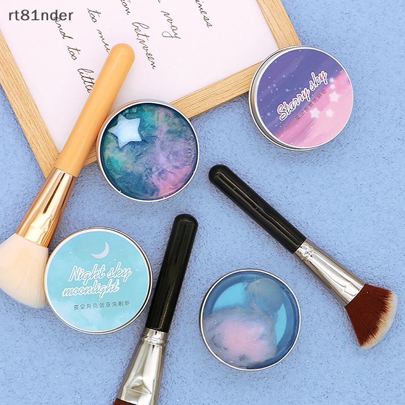 Rt Dụng Cụ Vệ Sinh Cọ Trang Điểm Bằng Silicone Hình Mặt Trăng